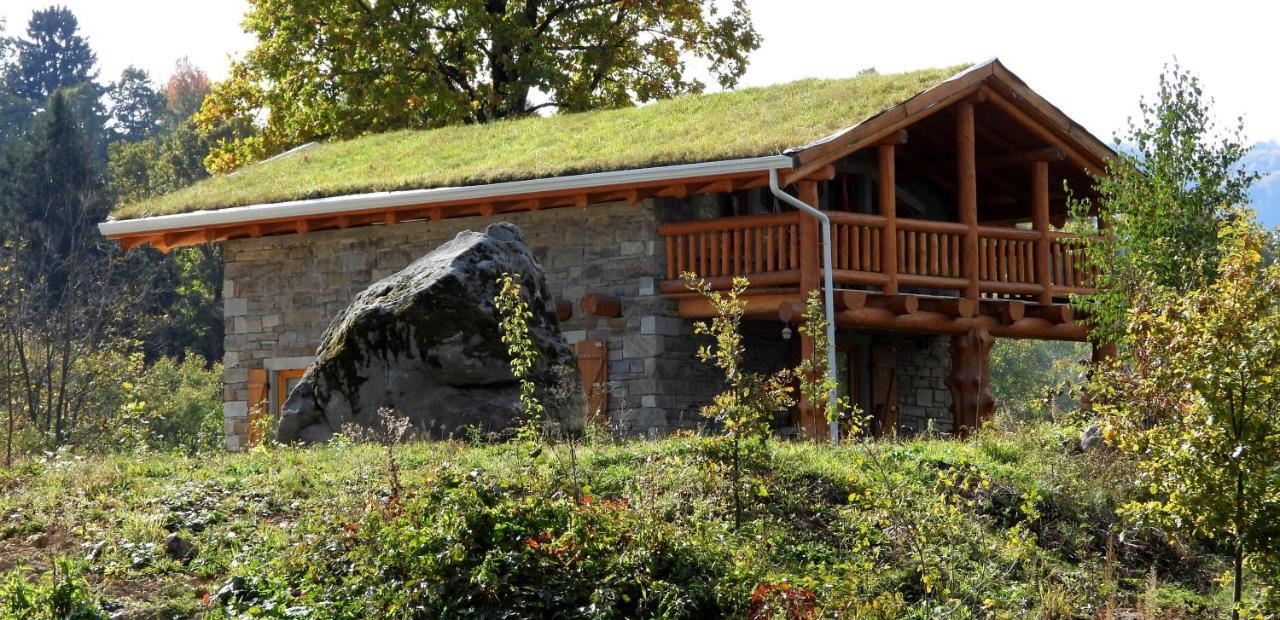 Villa Casa de Piatra, de la Mara Deseşti Exterior foto